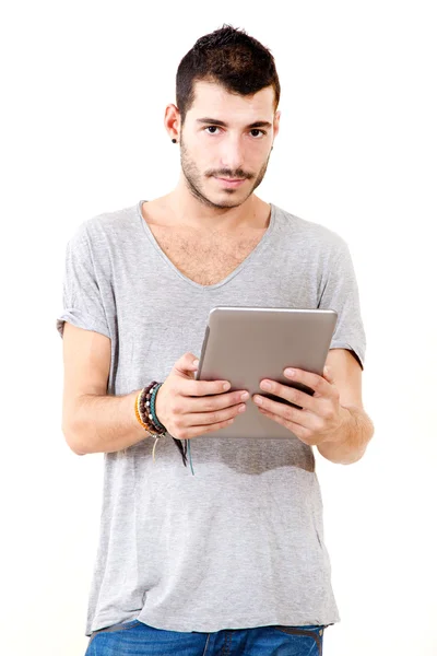 Jonge man met behulp van tablet — Stockfoto