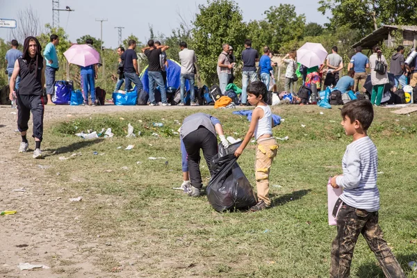 Cena do campo de refugiados em Tovarnik — Fotografia de Stock