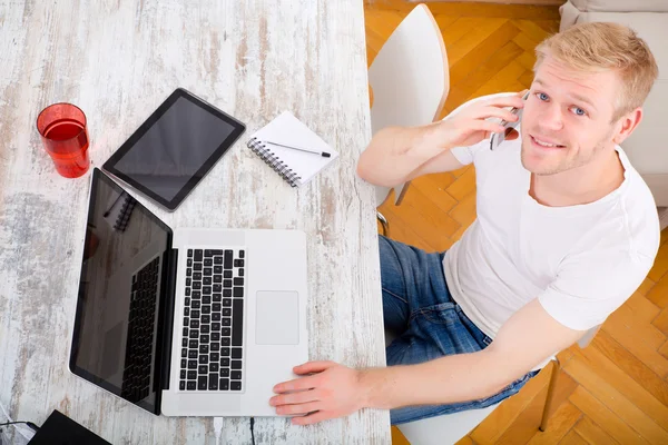 Trabajar en casa — Foto de Stock