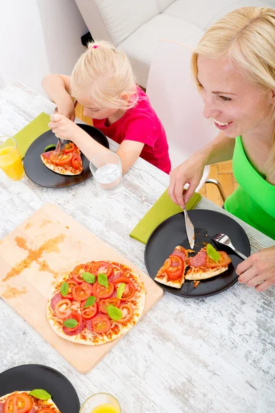 Family eating Pizza — Stock Photo, Image