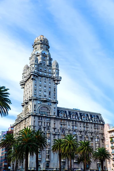 Palacio Salvo en Montevideo —  Fotos de Stock
