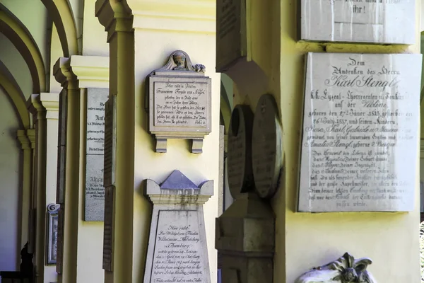 Historischer Friedhof in Salzburg — Stockfoto