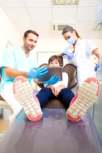 Little girl at the Dentist — Stock Photo, Image