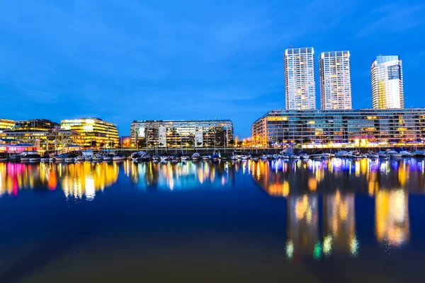 Puerto Madero v Buenos Aires v noci — Stock fotografie