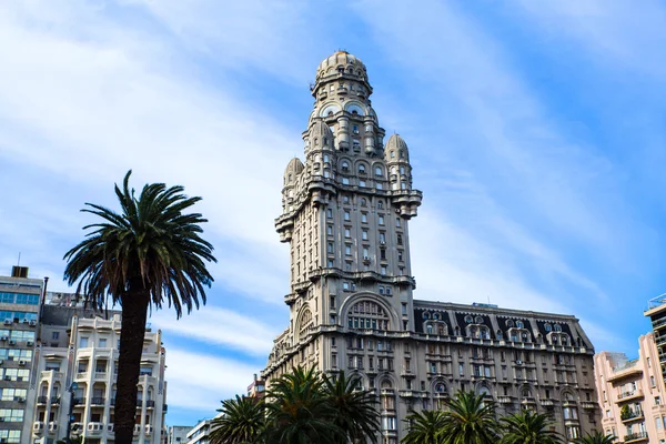 Palacio Salvo in Montevideo — Stock Photo, Image