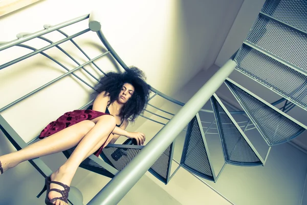 Rode wijn op de trap — Stockfoto