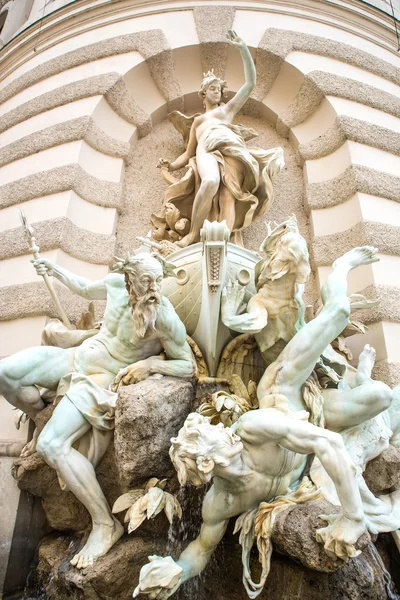 Fontanna w Pałacu Hofburg w Wiedniu — Zdjęcie stockowe