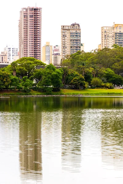 Parken Ibirapuera i Sao Paulo — Stockfoto