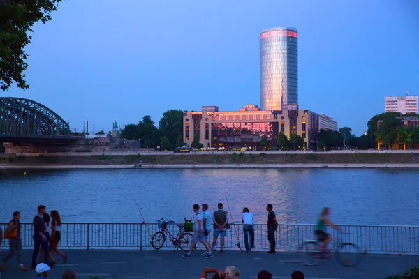 Evening at the River of Rhine in Cologne — Stock Photo, Image