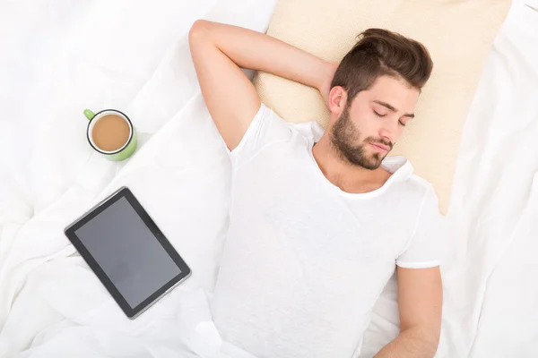 Retrato de un joven durmiendo —  Fotos de Stock