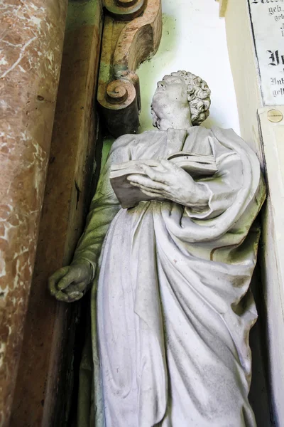 Historic cemetery in Salzburg — Stock Photo, Image