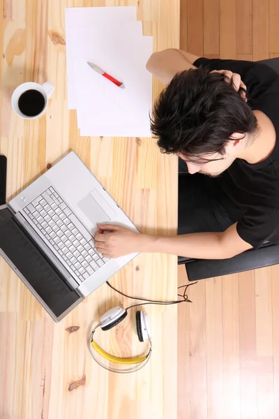 Working on a wooden Desk — Stock Photo, Image