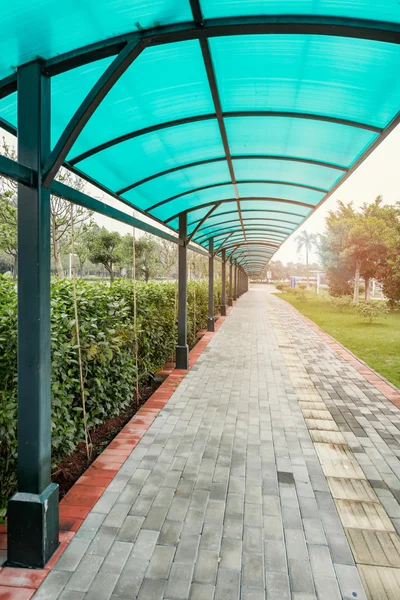 Pedestrian access in a modern city — Stock Photo, Image