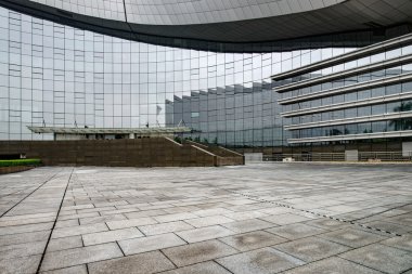 Kat platformu ve modern inşaat arka plan