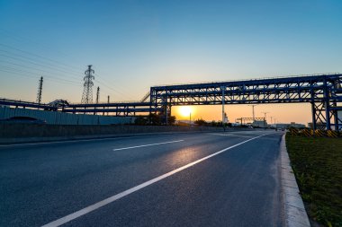 Yol ve rafinerileri arka plan