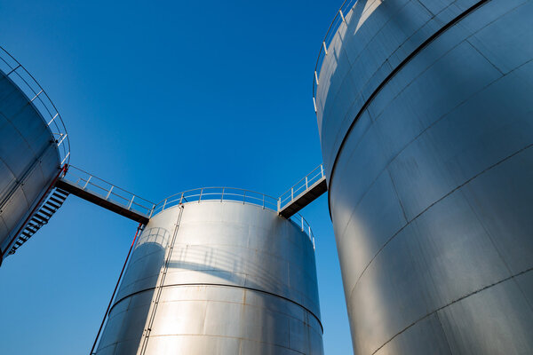 Oil tank in the refinery