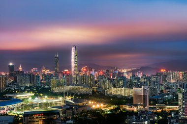 Shenzhen, Çin gece kentsel peyzaj