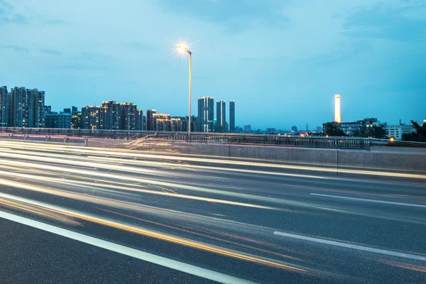 都市と道路 — ストック写真