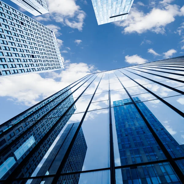 Edificio de oficinas — Foto de Stock