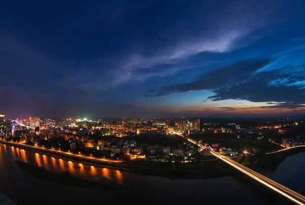 Bridge and city — Stock Photo, Image