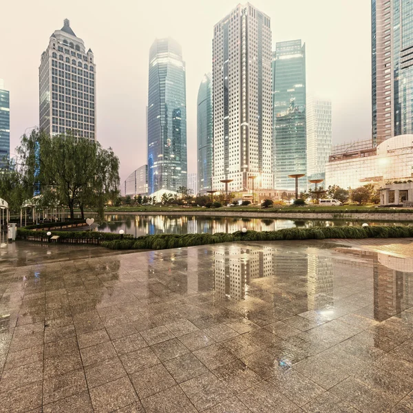 Edificio de oficinas — Foto de Stock