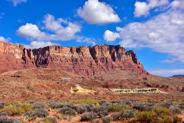 Άποψη Των Πολύχρωμων Vermilion Cliffs Στην Αριζόνα — Φωτογραφία Αρχείου