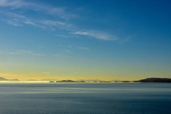 Cruising Alaska Sunrise — Stock Photo, Image