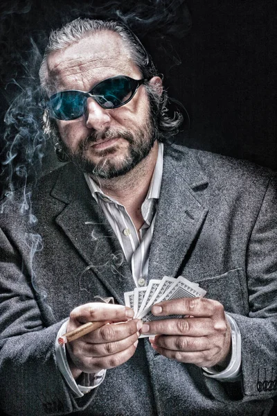 Men Playing Poker Smoke Cigar Retro Style — Stock Photo, Image