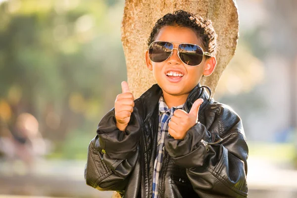 Africano Americano Mexicano Menino Vestido Com Óculos Sol Jaqueta Couro — Fotografia de Stock