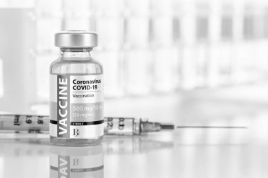 Coronavirus COVID-19 Aşı Şişesi ve Şırınga Yansıtıcı Yüzey Test Tüpleri.