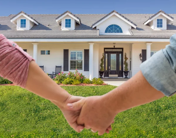 Couple Holding Hands Approaching Front Door New House — Stock Photo, Image