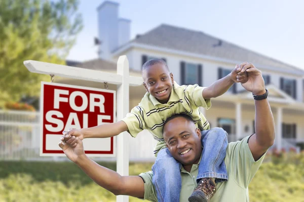 African American Father and Son, Sale Sign and Home — Stock Photo, Image