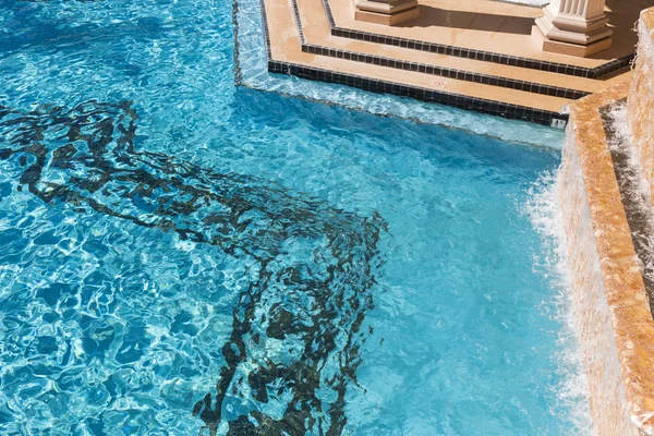 Exotische Luxus-Schwimmbad abstrakt — Stockfoto