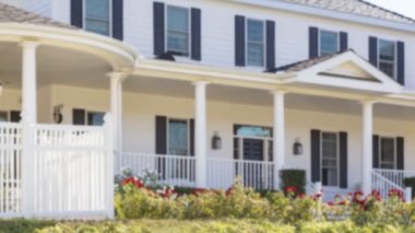 Satılık Emlak işareti ve ev için ana sayfa kaydırma