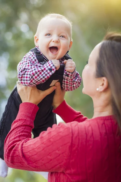Little Baby Boy Having Fun With Mommy Outdoors — Stock Photo, Image