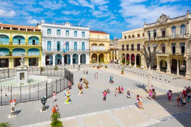 Eski Meydanı eski Havana'nın sömürge mahallede