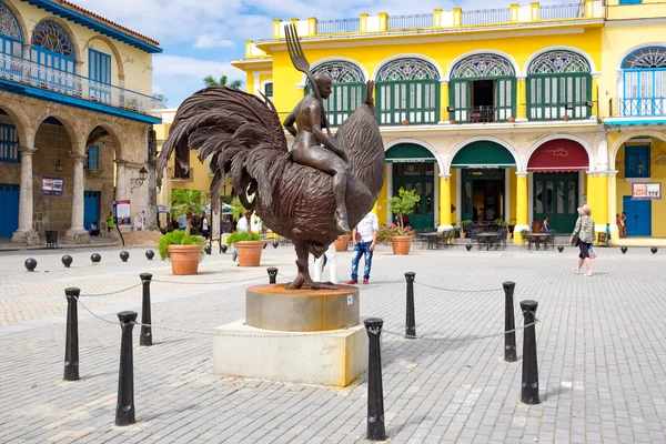 Praça Velha no bairro colonial de Havana Velha — Fotografia de Stock