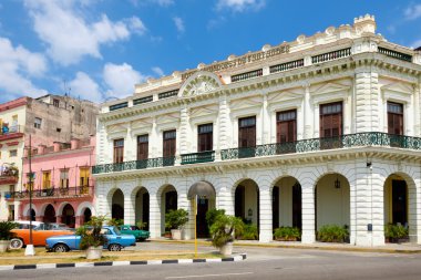 Koloni Sarayı Eski Havana'da bir otel haline dönüştürdü