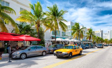 Ocean Drive South Beach, Miami renkli yaz gün