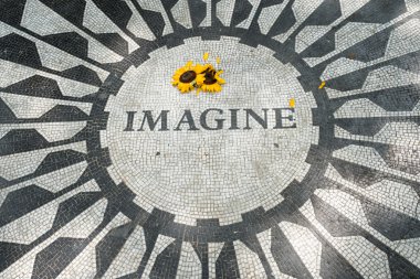 Strawberry Fields, hayal Mozaik