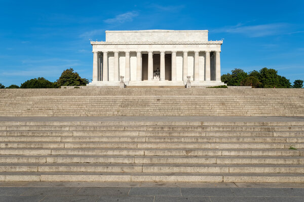 Мемориал Линкольна в Вашингтоне
.