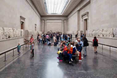 Elgin Mermerleri, Atina 'daki Partenon' dan kalma antik Yunan antikaları, British Museum 'da.