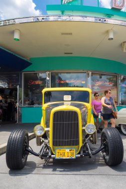 1932 şeytani arabam Universal studios florida