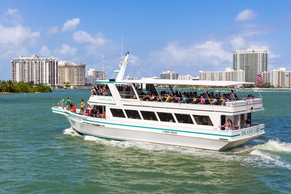 Passeio turístico a bordo de um navio em Miami — Fotografia de Stock