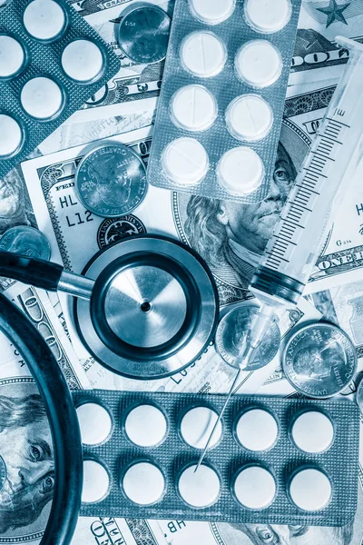 Pojęcie kosztów opieki zdrowotnej — Zdjęcie stockowe