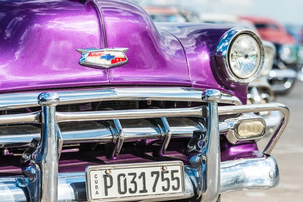 Chevrolet und andere Oldtimer — Stockfoto