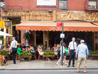 New York'ta küçük İtalya geleneksel İtalyan restoranı