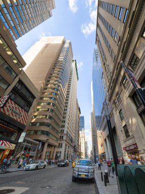 Finans Merkezi New York'ta Broadway