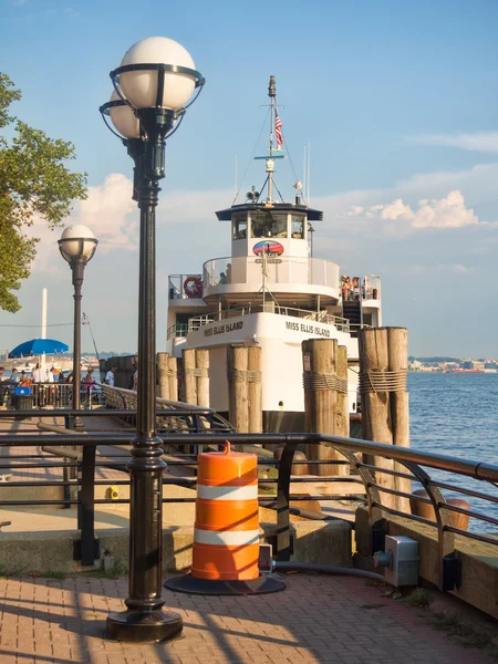 Crucero por la Estatua de la Libertad en Ellis Island —  Fotos de Stock