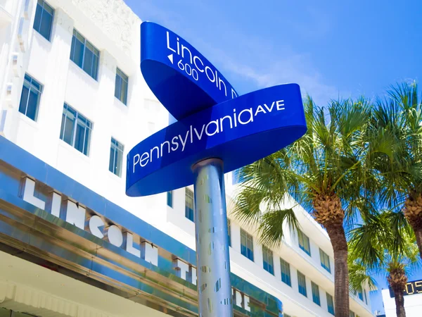 Lincoln Road, en shoppinggata i Miami Beach — Stockfoto